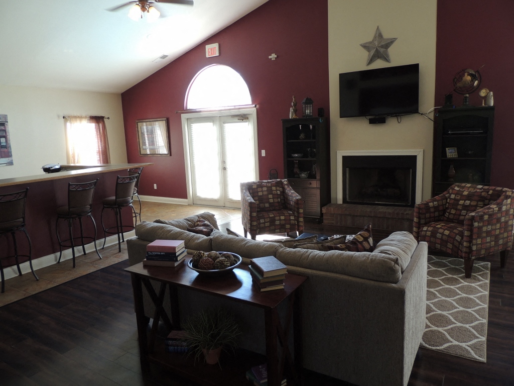 Barton Farms Apartments in Greenwood, IN